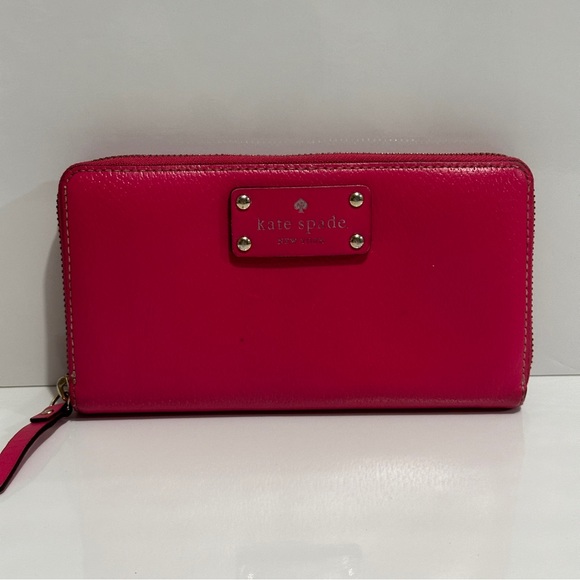 Authentic Kate Spade Wallet - Picture 2 of 9